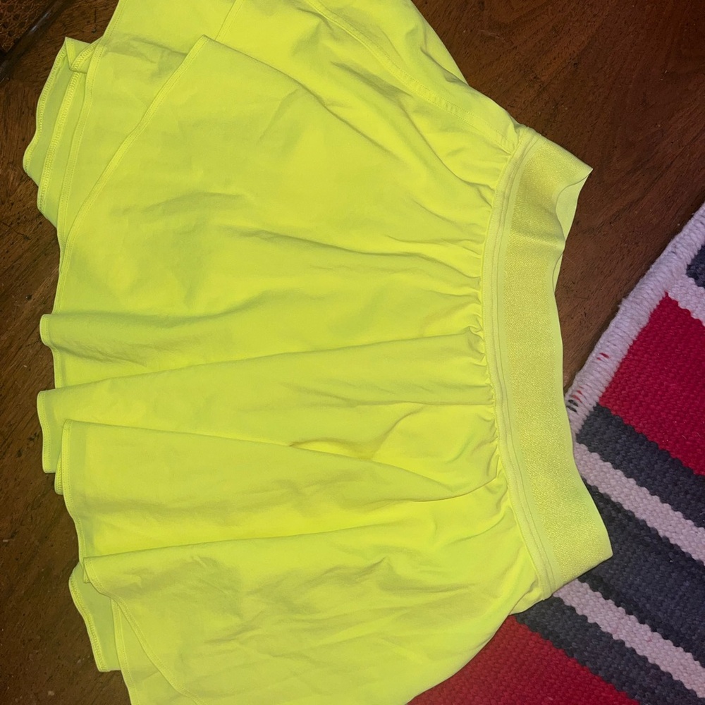 Lululemon Athletica Light Yellow Skirt